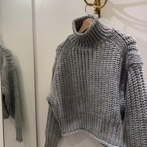 H&M | Gray Chunky Knit